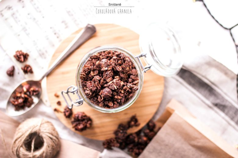 čokoládová granola